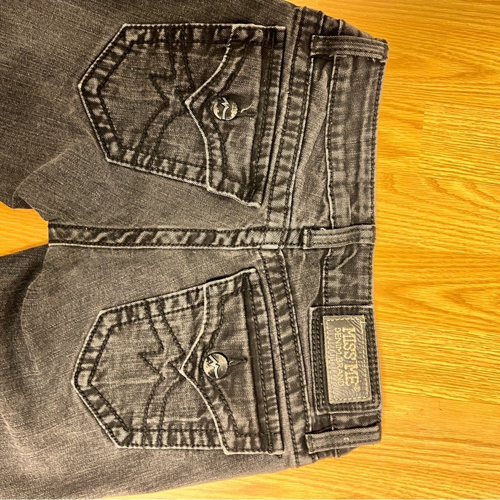 Grayish Black but mostly Black Miss Me bootcut 28/33